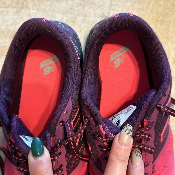 New Balance Speed Ride 690 All Terrain WT690LP1 Women's Size 7.5 Pk/Purple - Picture 9 of 10